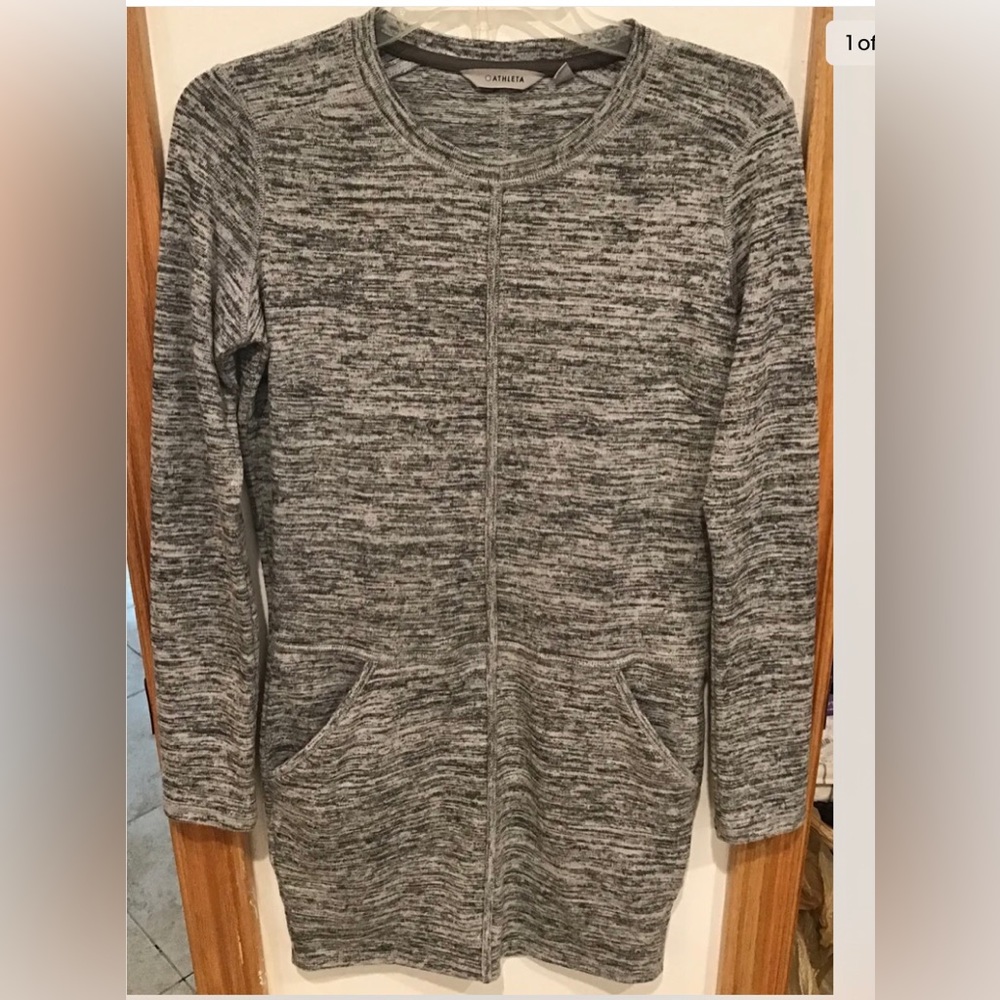Athleta heavy weight jersey dress. XXS Good condition. Cute front pockets.